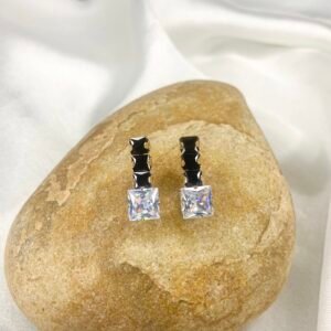 Crystal Earrings (black)