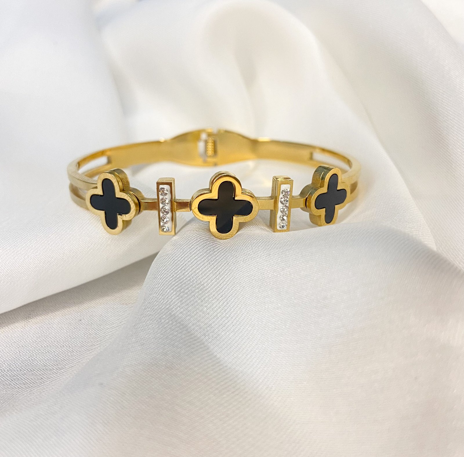 Clover Bracelete - Image 2