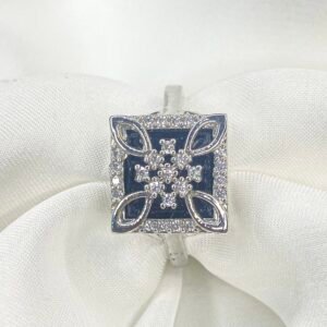 Midnight clover Adjustable ring