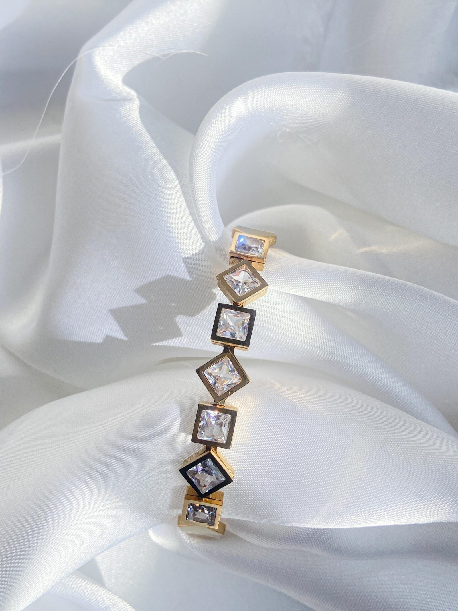 Copper cubic stainless bracelet - Image 2