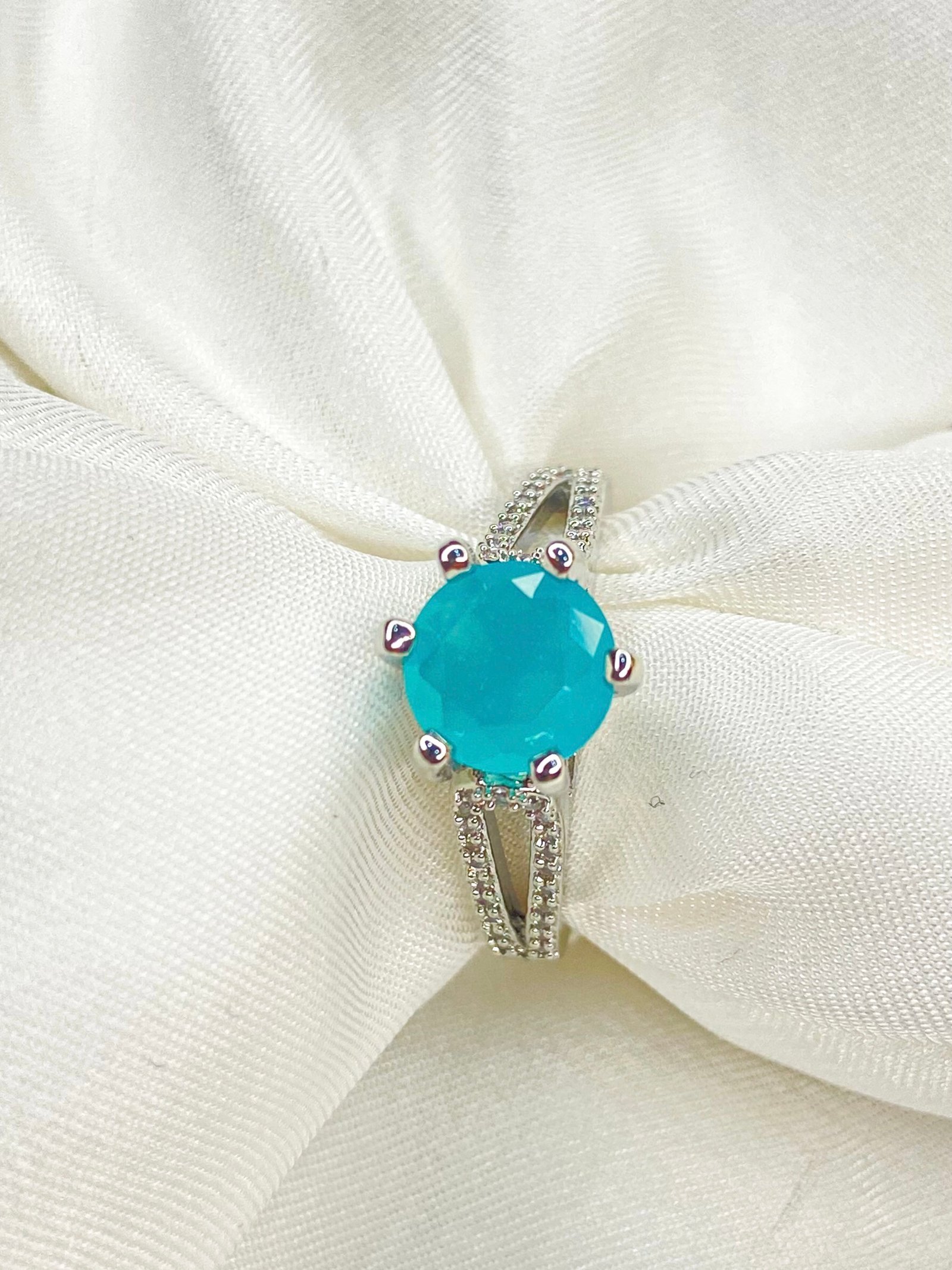 Ocean breeze zircon Adjustable ring
