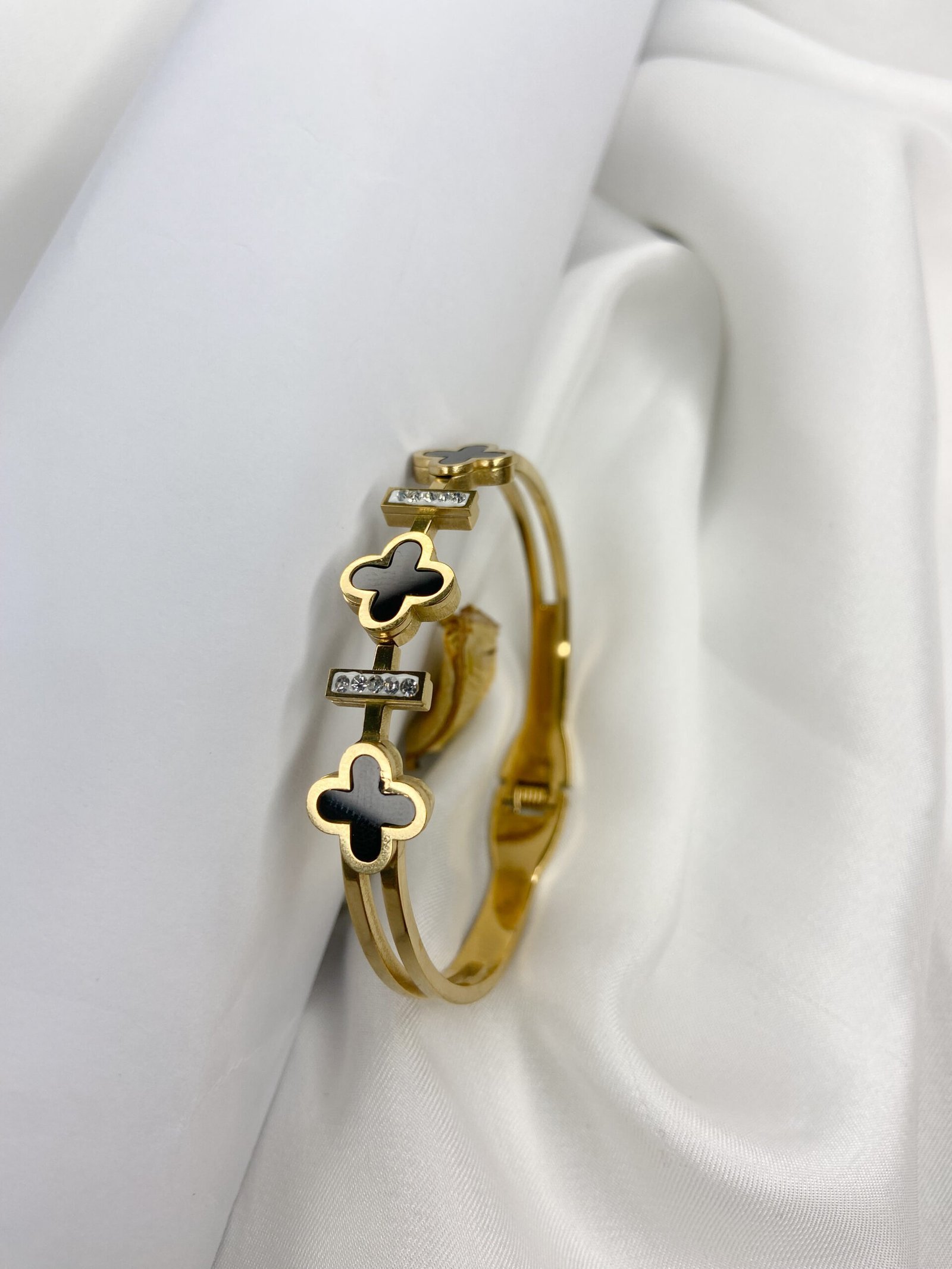 Clover Bracelete